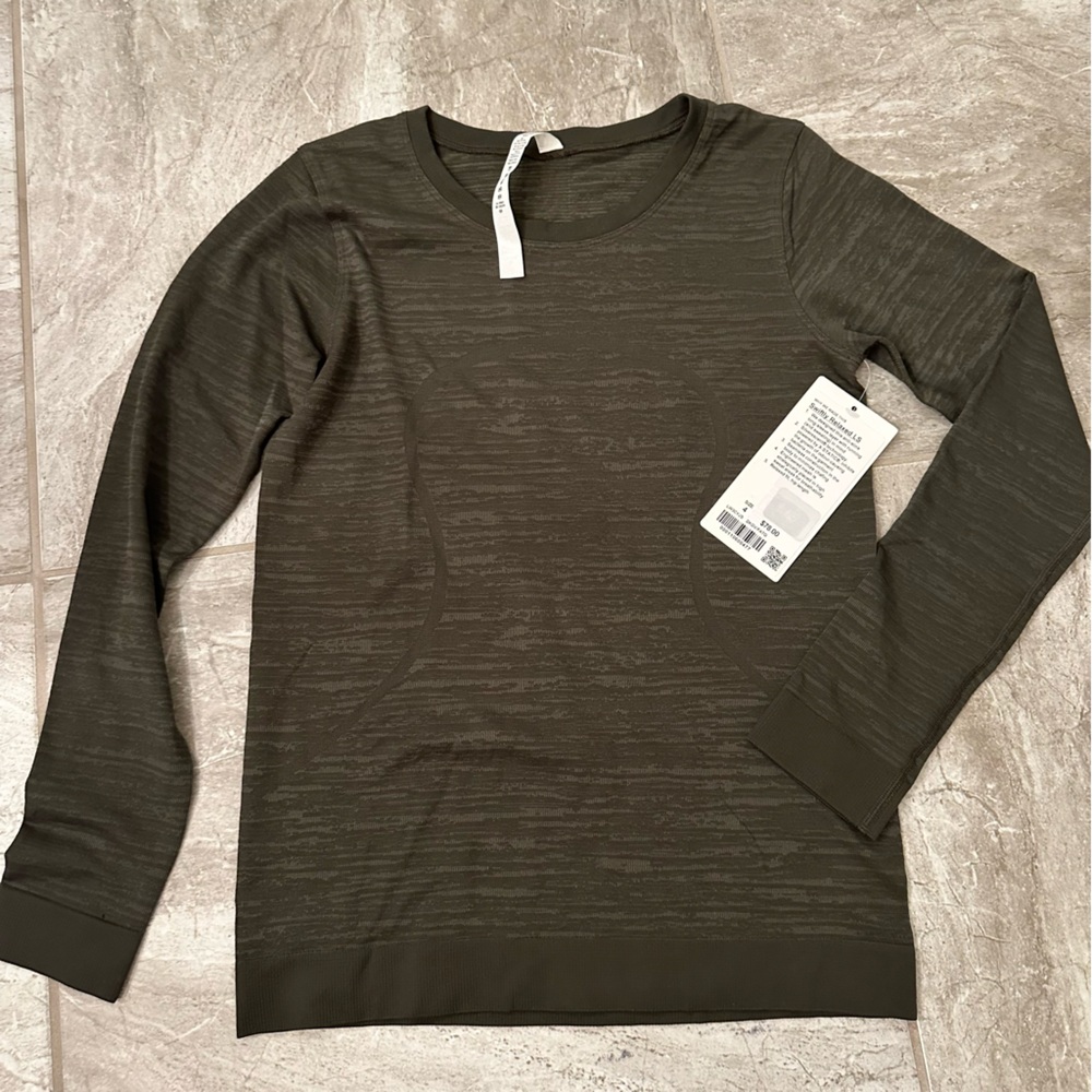 NWT lululemon swiftly tech relaxed sz 4